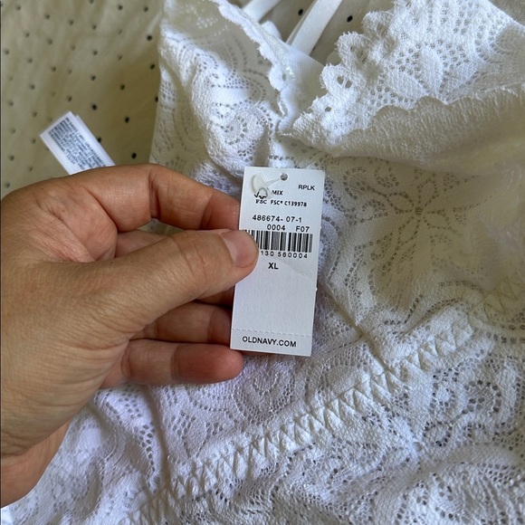 4/$25 NWT Old Navy Lace Longline Bralette White Lilies Sz XL - Picture 7 of 7